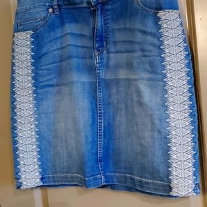 Denim embroidery shirt